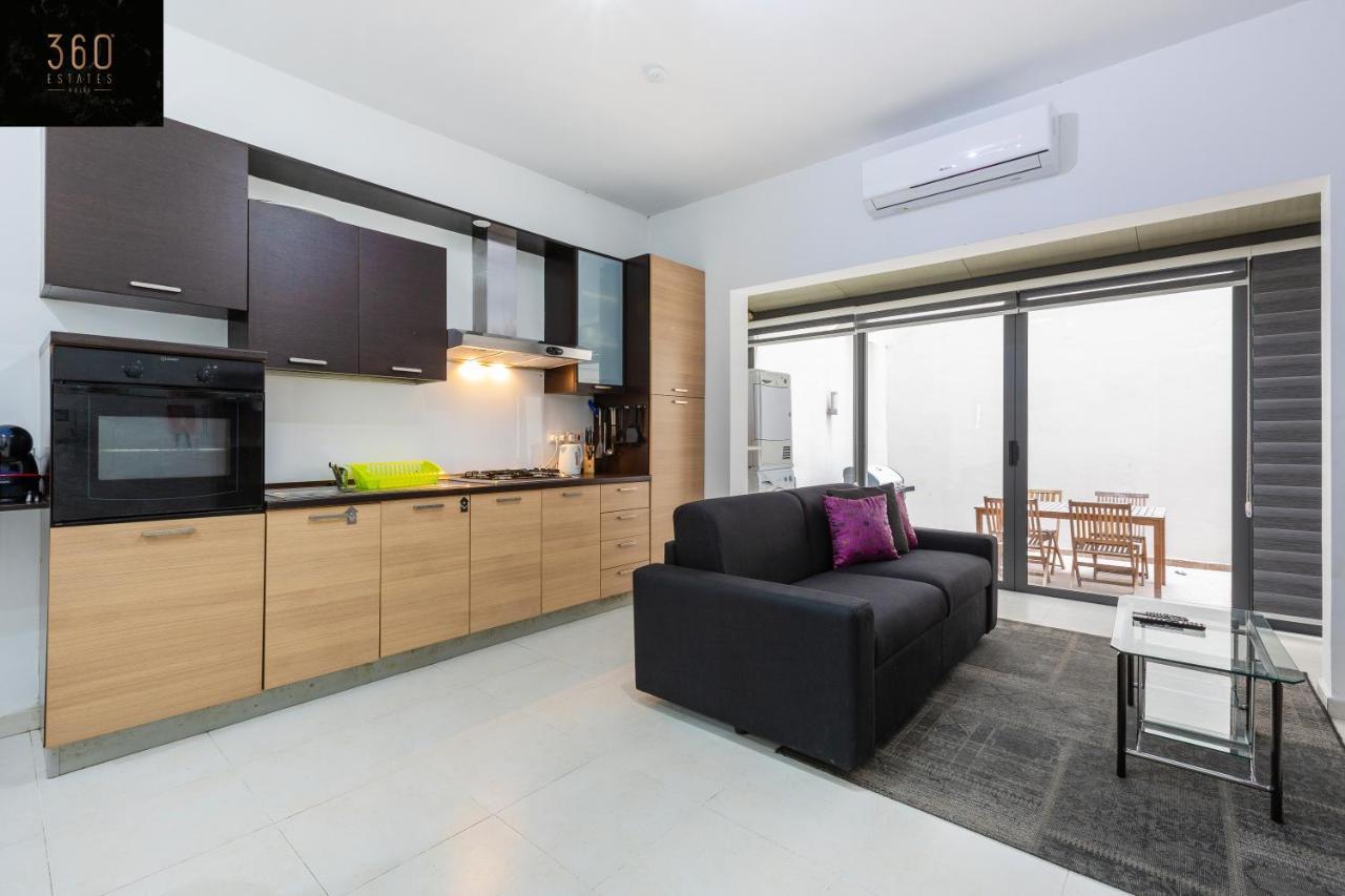 Centre Paceville Apt With Terrace, Bbq & Wifi By 360 Estates Saint Julian's Luaran gambar